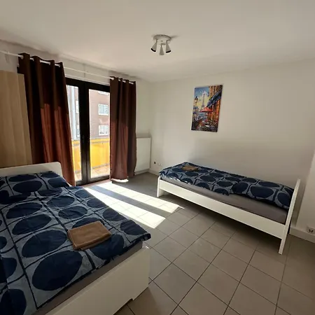 Schoen Gelegenes Im Zentrum In Mg35 Und Mg36 بوروسيا مونشنغلادباخ