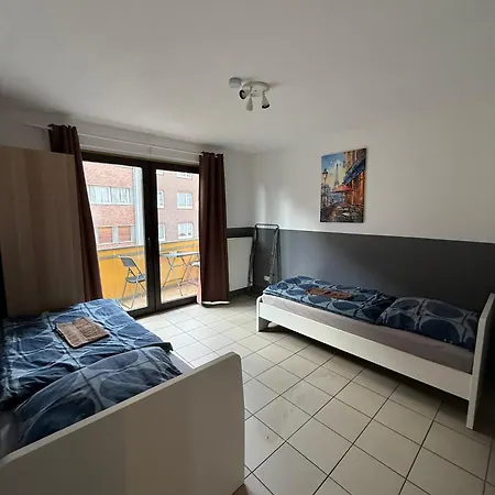 Schoen Gelegenes Im Zentrum In Mg35 Und Mg36 شقة