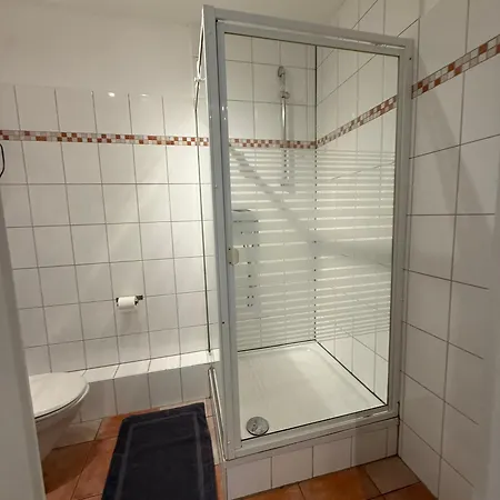 Schoen Gelegenes Im Zentrum In Mg35 Und Mg36 بوروسيا مونشنغلادباخ