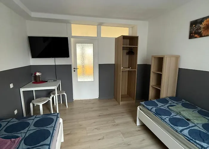 Schoen Gelegenes Im Zentrum In Mg35 Und Mg36 Mönchengladbach