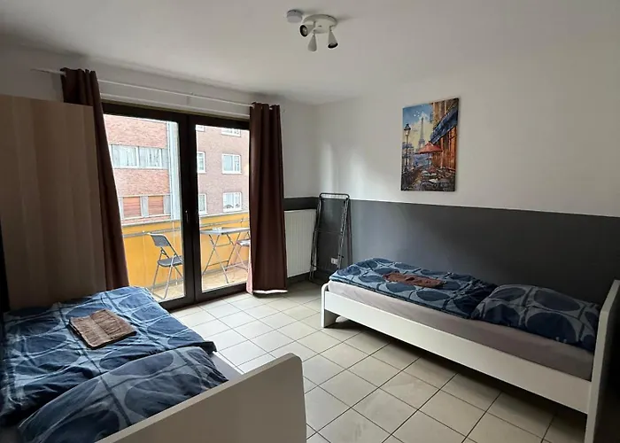 Schoen Gelegenes Im Zentrum In Mg35 Und Mg36 Lejlighed