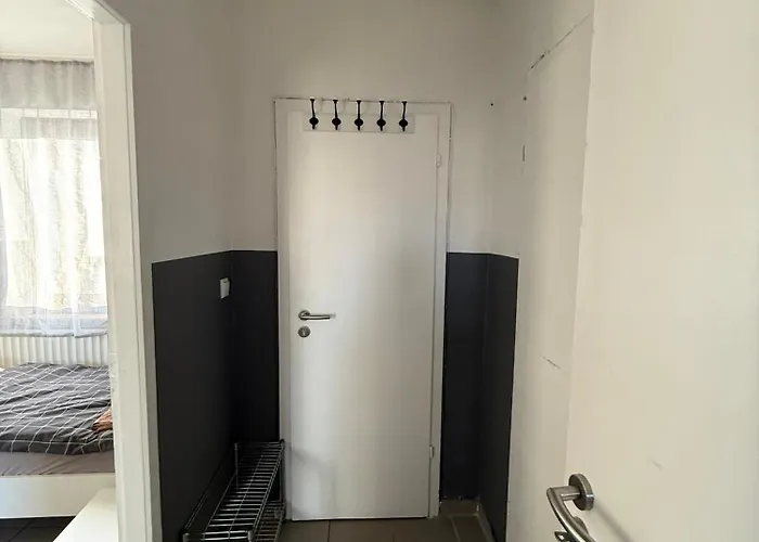 Lejlighed Schoen Gelegenes Im Zentrum In Mg35 Und Mg36 *