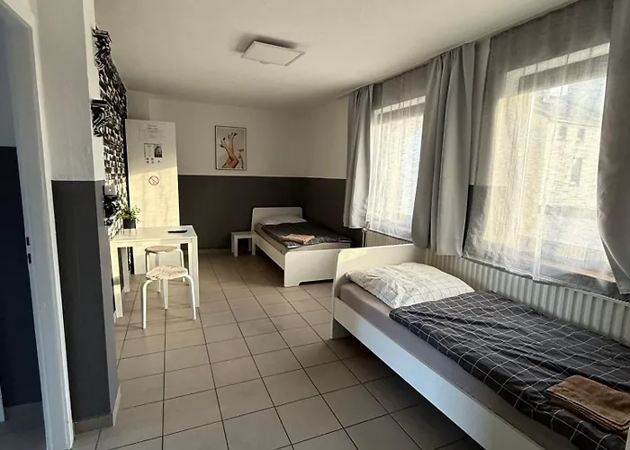 Lejlighed Schoen Gelegenes Im Zentrum In Mg35 Und Mg36